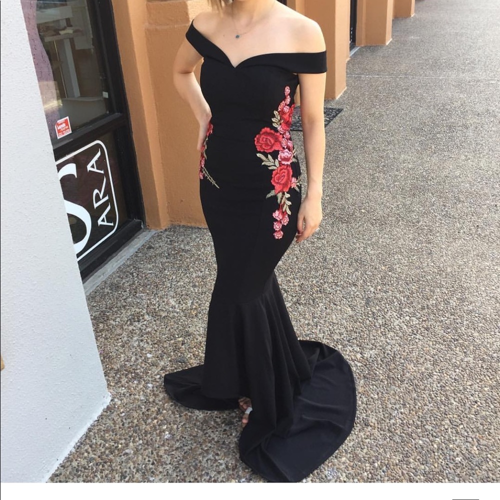 Embroidered black long dress